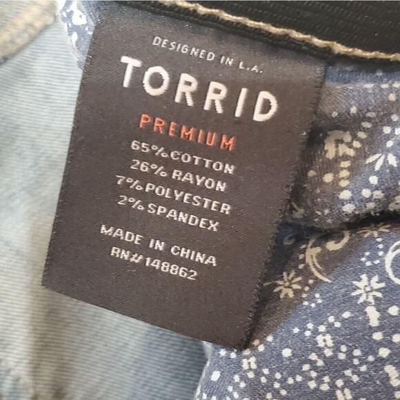 Torrid Sky High Skinny Premium Stretch High-Rise Jeans, Size 26R - Picture 4 of 8